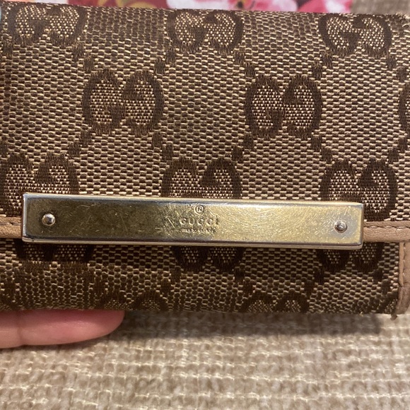 Authentic Gucci Key and Cars holder - Picture 7 of 10
